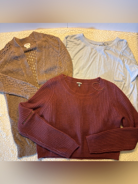 Mossimo Supply Co. Sweaters - Women's Sweater & Shirt Bundle. Size Small - Burgundy, Tan, Blue.